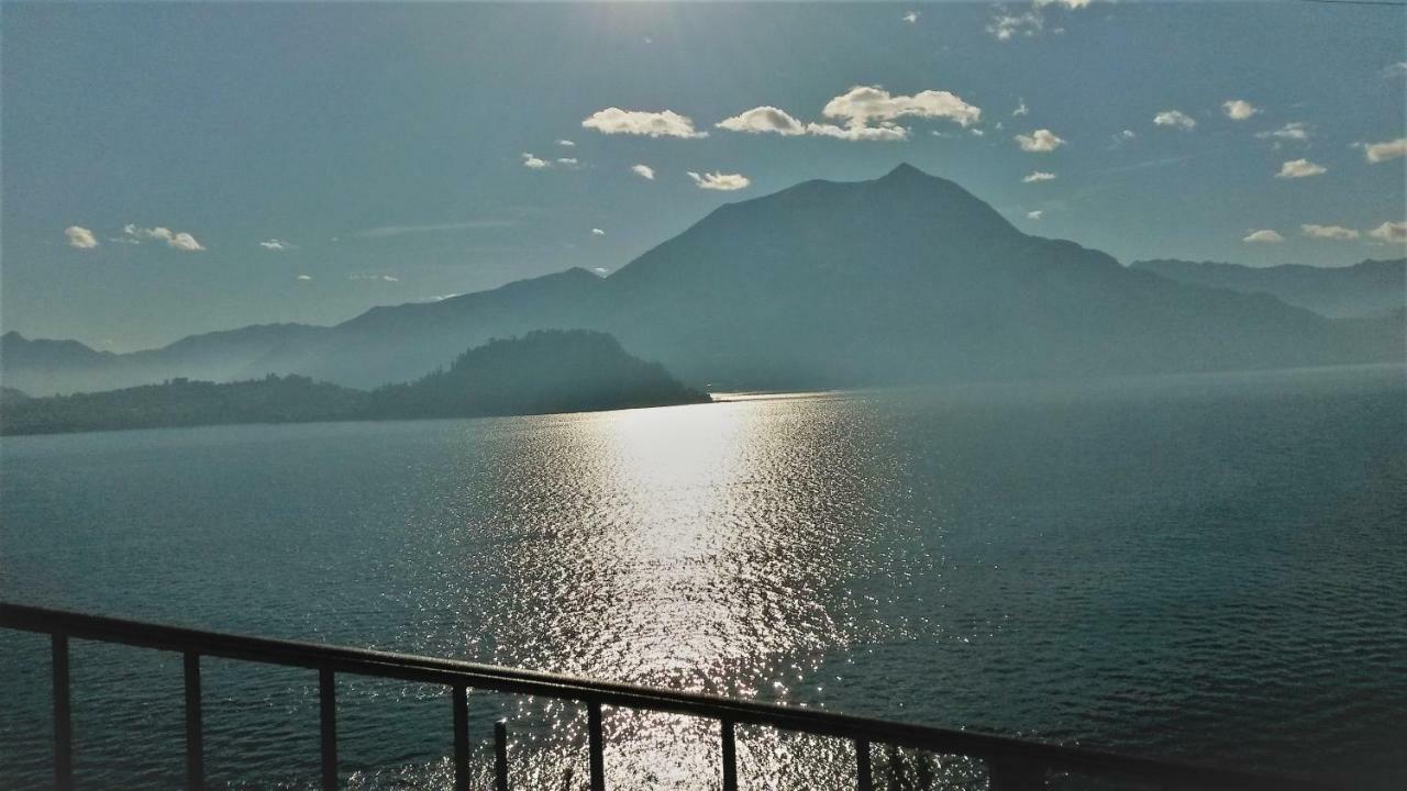 Blu Panorama belvedere lago di Como Varenna Esterno foto